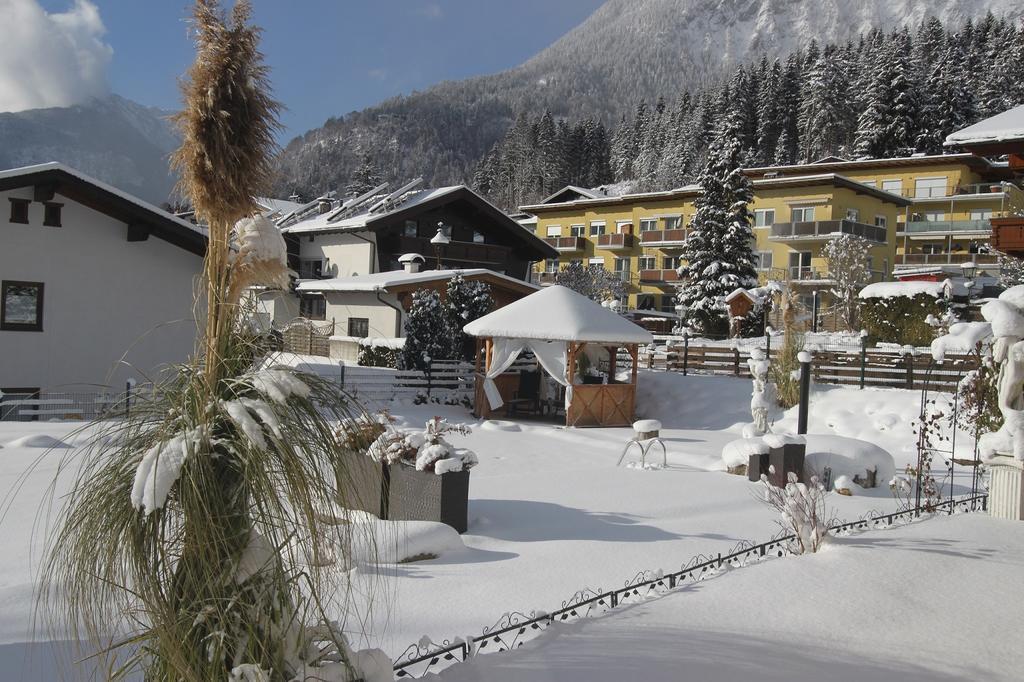 Gaestehaus Waldrand Garni วีซิง ภายนอก รูปภาพ